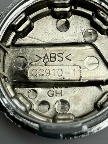 Rays Gram Lights Chrome Snap In Wheel Center Cap 4 Pack QC910-1 - Image 3